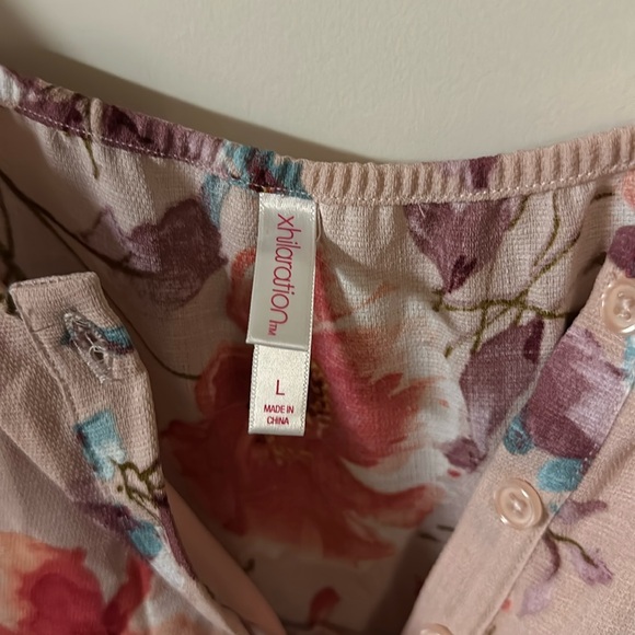 Feminine floral maxi dress - Picture 2 of 6